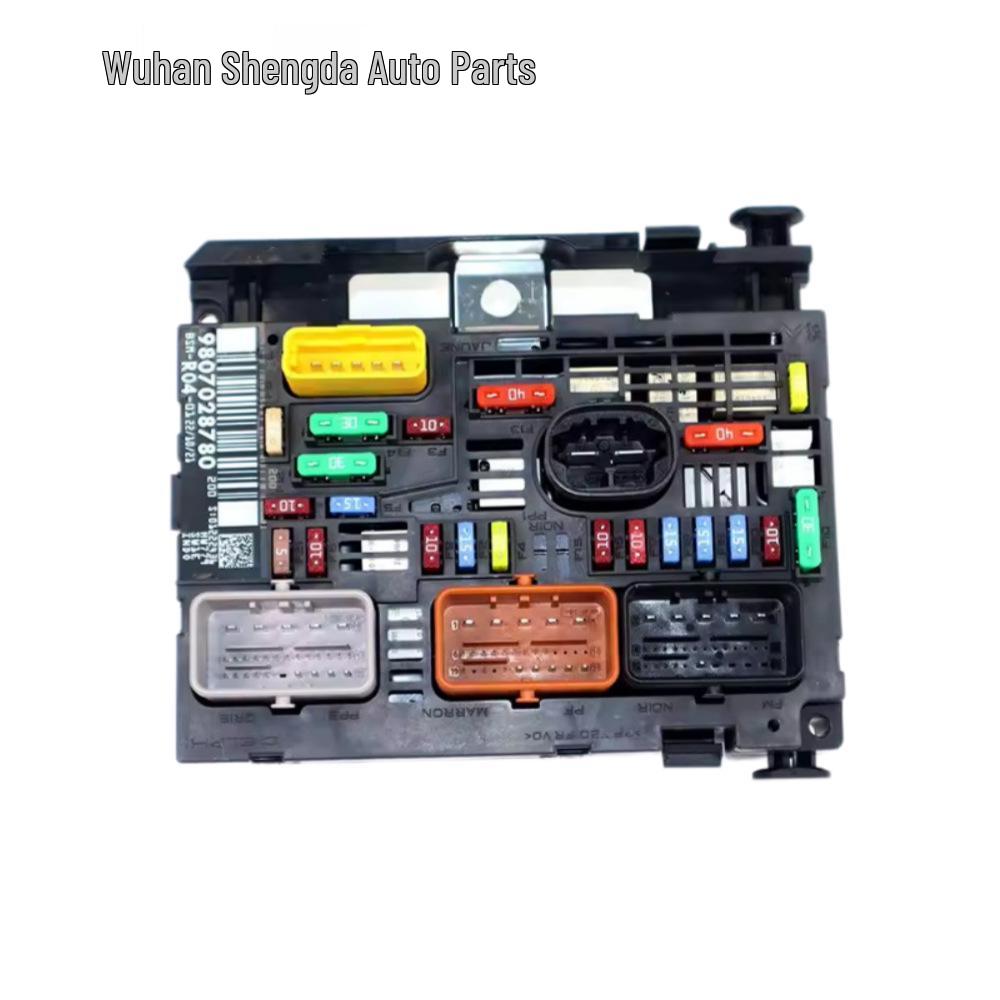 

Fuse Box BSM 6500HH/6500FT for Peugeot 308CC/607/807 (Part No. 9675878280) SD