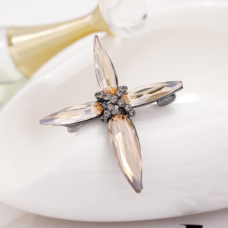 Cross Crystal High-end Brooch Femininity Versatile Simple Pin Anti-light Brooch Light Luxury Suit Accessories