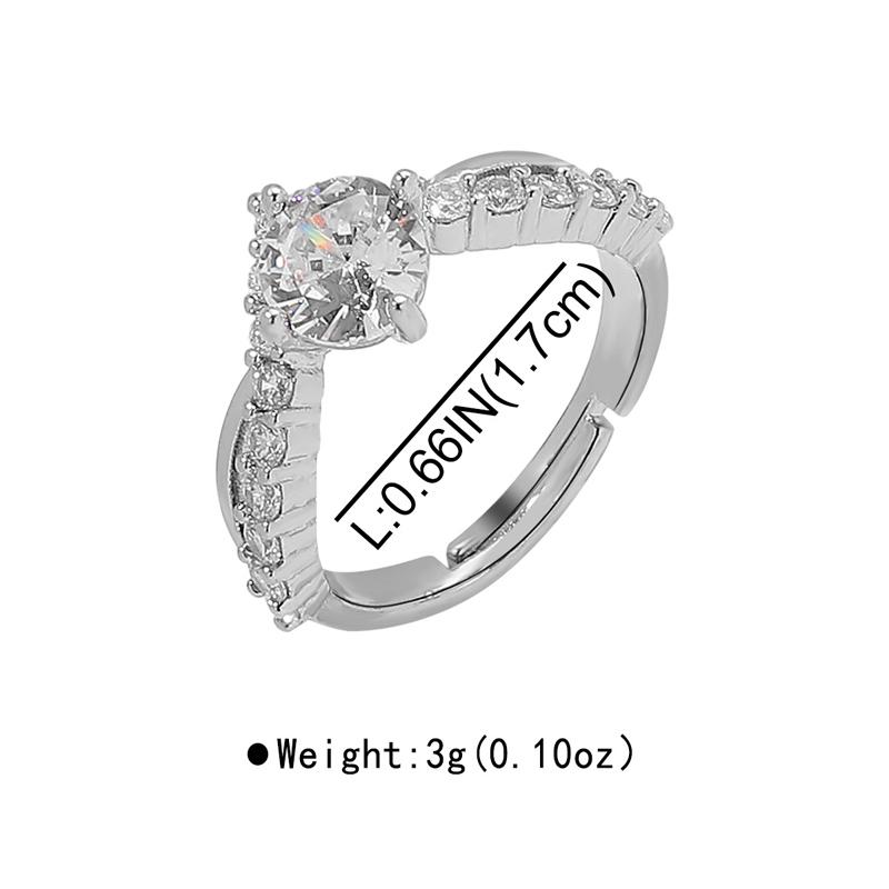 2025 New Creative Copper Twisted Open Rings for Women Personality Metal Bright Surface Plain Circle Trendy Ring Jewelry Gifts