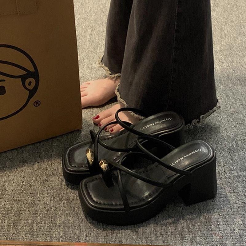 Small thick-soled thick-heeled bag head sandals women's 2025 summer new casual and comfortable one-word buckle Roman sandals