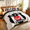 Besiktas J.K Muster Bettwäsche Heimdekoration Geburtstagsgeschenk ( 1 Bettbezug + 2 Kissenbezüge, ohne Füllung),Fanartikel.