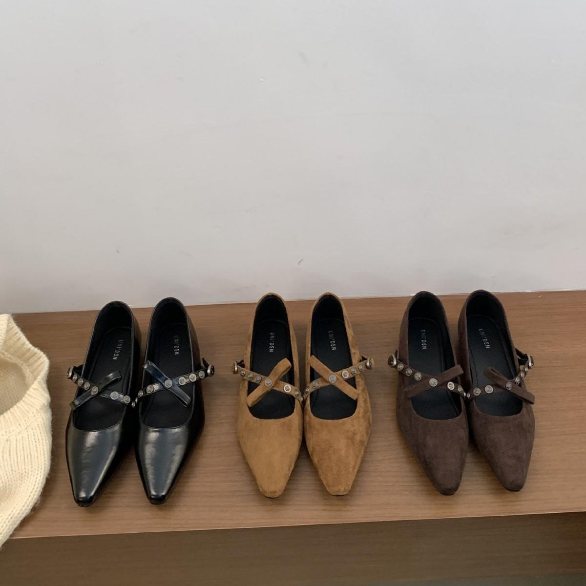 

2025 new round head flat bottom Doudou word with soft bottom inner slope heel commuter work versatile women s shoes 39 кавовий