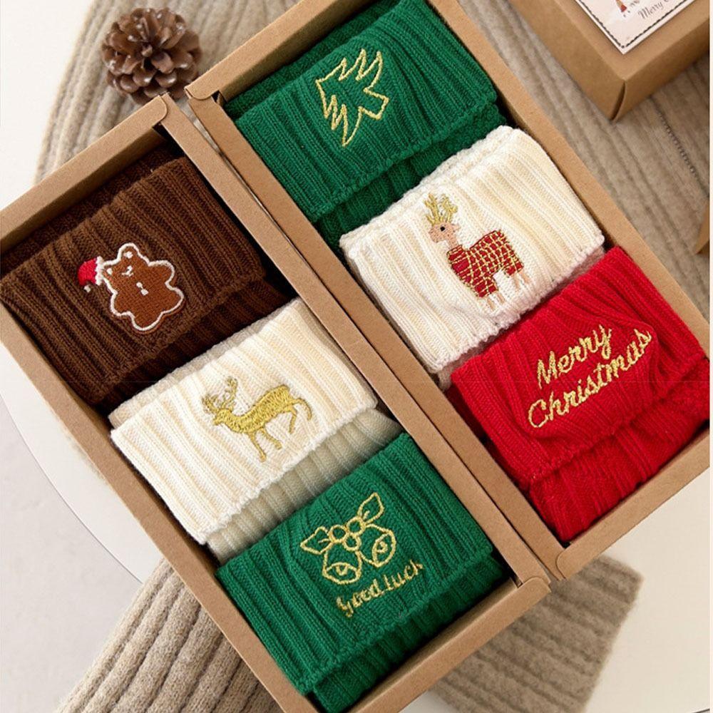 Elk Cartoon Hosiery Christmas Tree Mid-Tube Socks Sweet Christmas Embroidery Socks  Christmas Gift
