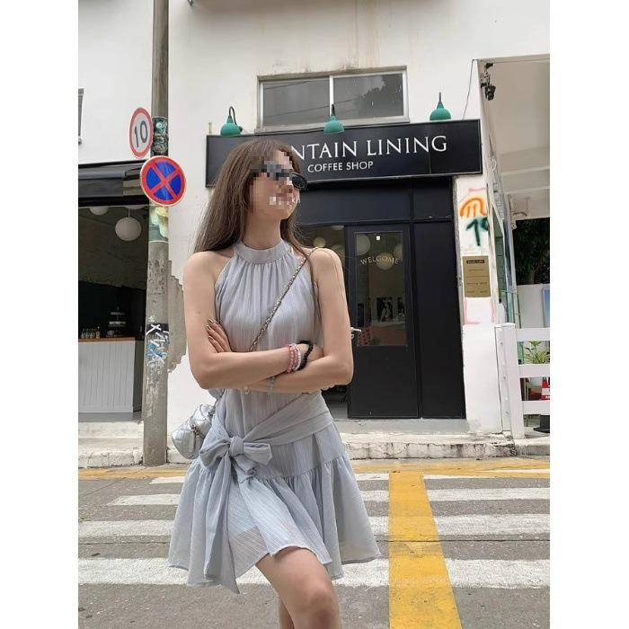 

French neck sleeveless blue dress women s summer design bow strap A-shaped skirt black short skirt S