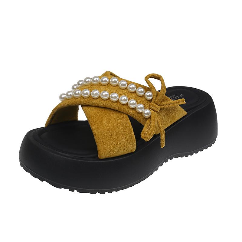 Muffin Thick Sole 2025 Summer New High-value Stepping On Shit Slippers Women's Height-increasing Sandals Casual Beach Cool Slippers