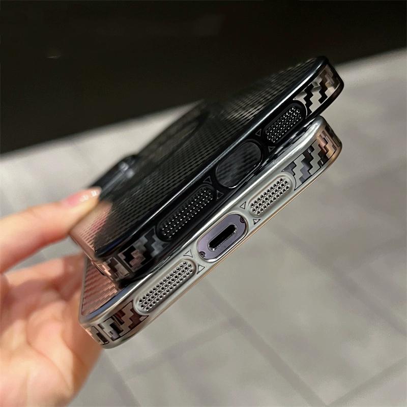 Luxury Plating Carbon Fiber Texture Wireless Charge Magnetic Case for iPhone 15 14 Plus 13 12 Pro Max Ultra Thin Magsafe Cover
