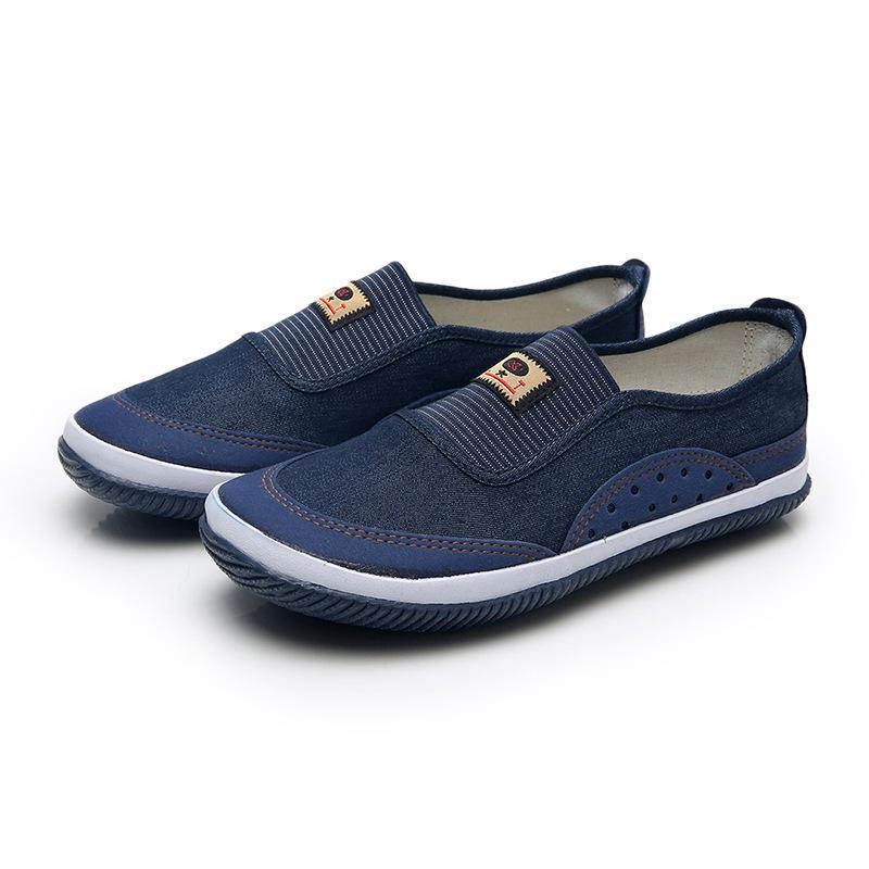 Lutai Women's Casual Slip-Ons: Soft Sole Work & Mother's Shoes, Flat No-Fatigue Design.