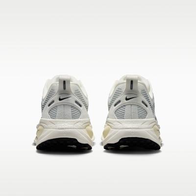 Nike Vomero 18 Summit White Coconut Milk (Women's) Sneakers