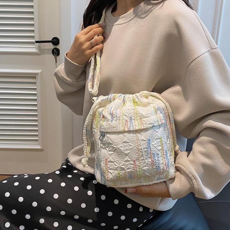 Fashion Rainbow Stripes Embroidery Pleated Bucket Bag Chain Single Shoulder Crossbody Bag Bag