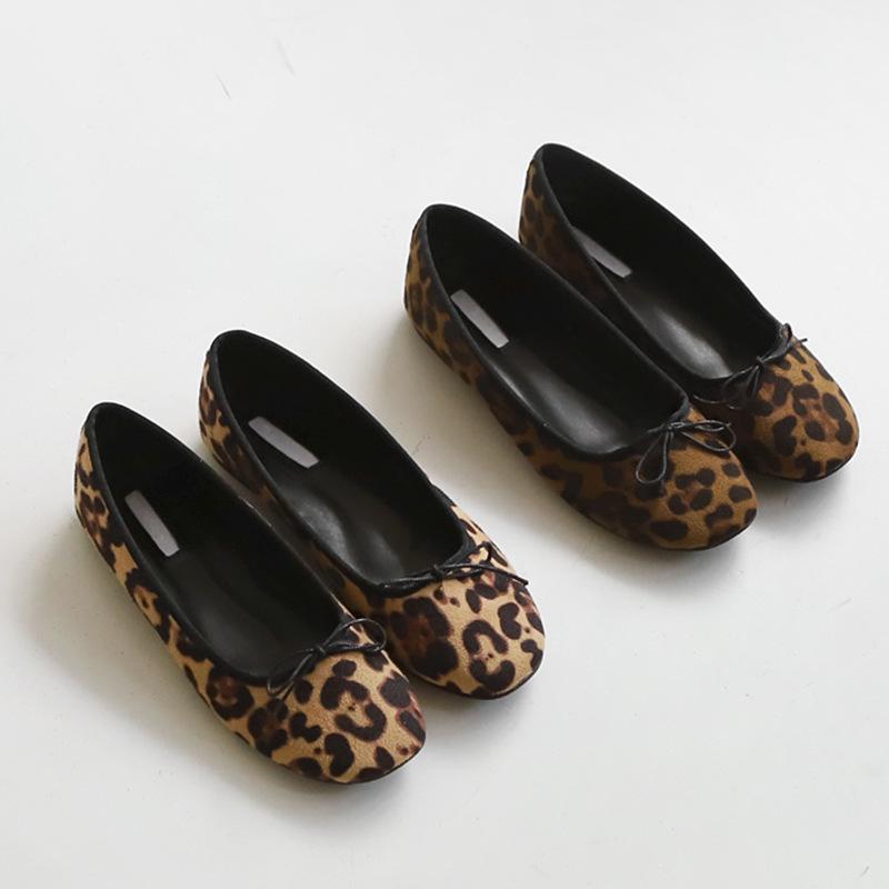 New leopard print flat-soled single shoes fashionable round head light mouth leopard print bow casual women's shoes