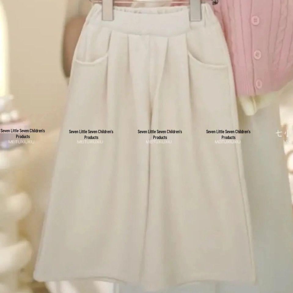 

Зимний комплект-тройка для маленьких девочек 2024 года: Хлопковая куртка с наполнителем, свитер крупной вязки, брюки на флисовой подкладке 90