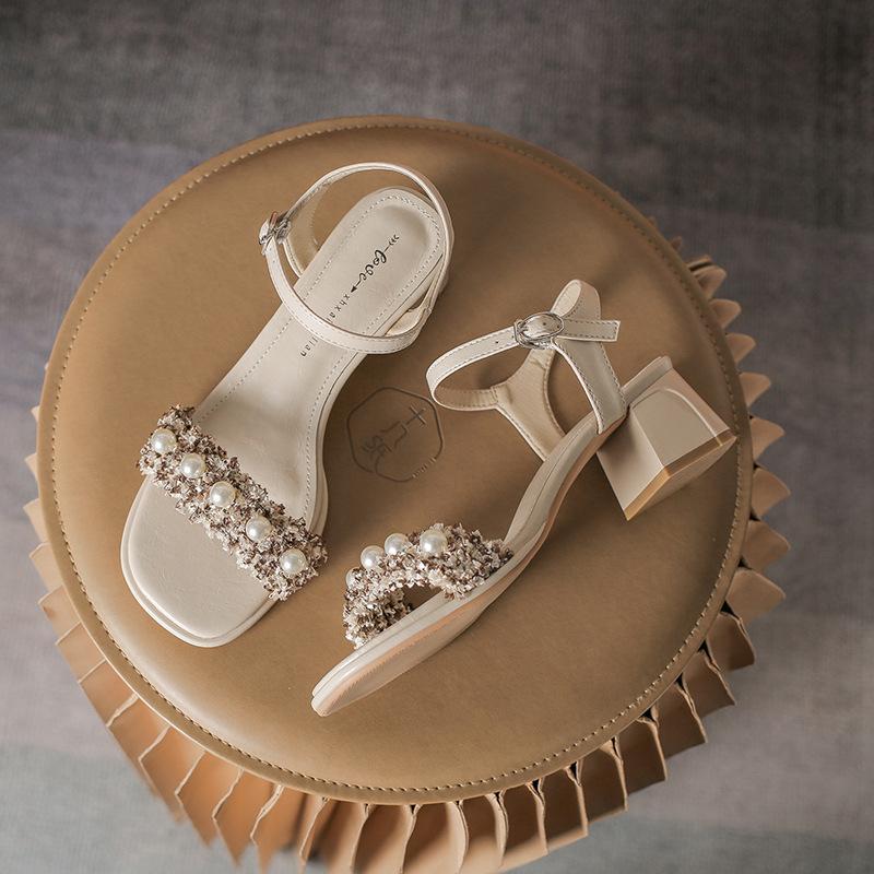 

Кожаные туфли на плоской подошве для женщин Huizhou, босоножки с открытым носком, французские летние новые сандалии с одним словом на поясе для женщин 42 абрикосовый