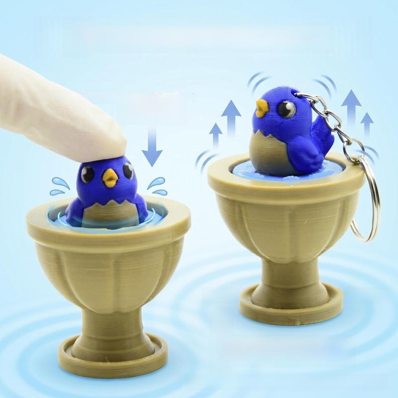 Creative Mini Fidget Keychain Built-in Mechanical Buttons Cute Frog Eagle Chick Broccoli Design for Bag Pendant Party Favors