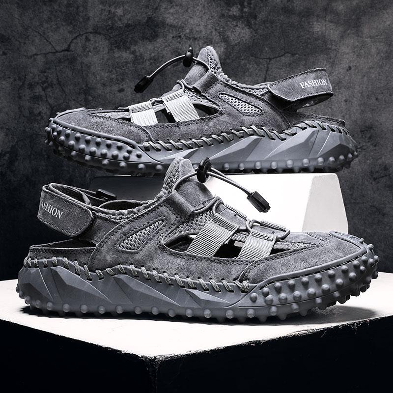 Fashion Classic Vintage Style Sandals Men Breathable Summer Flat Outdoor Handmade Sandals Antiskid Beach Sneakers Hollow Out Desert Shoe