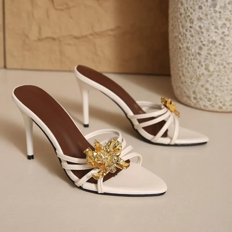 Fashion Temperament Flower Flip-flops Summer New Round Toe Open Toe Thin Strap Non-slip Wear-resistant High Heels