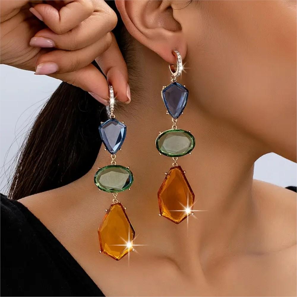 Gold Luxurious Resin Dangle Earring for Women able and Versatile Teardrop Earrings Perfect for Daily Wear or Party