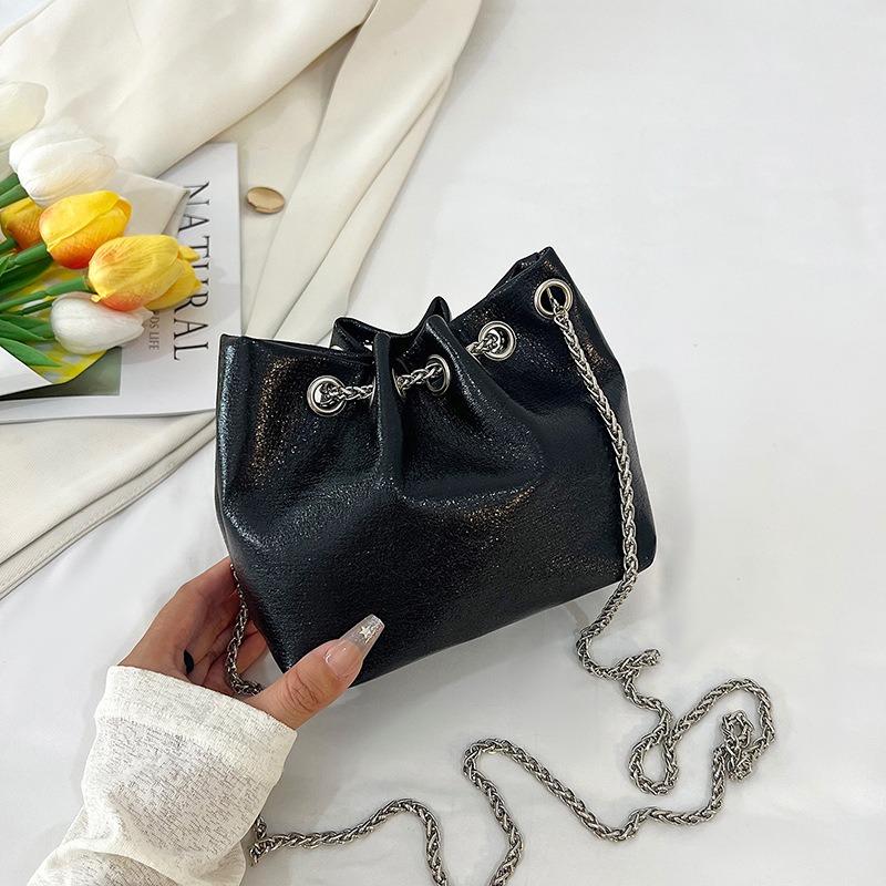 New bag women's fashion high-end texture shoulder bag casual versatile chain crossbody bucket bag niche style