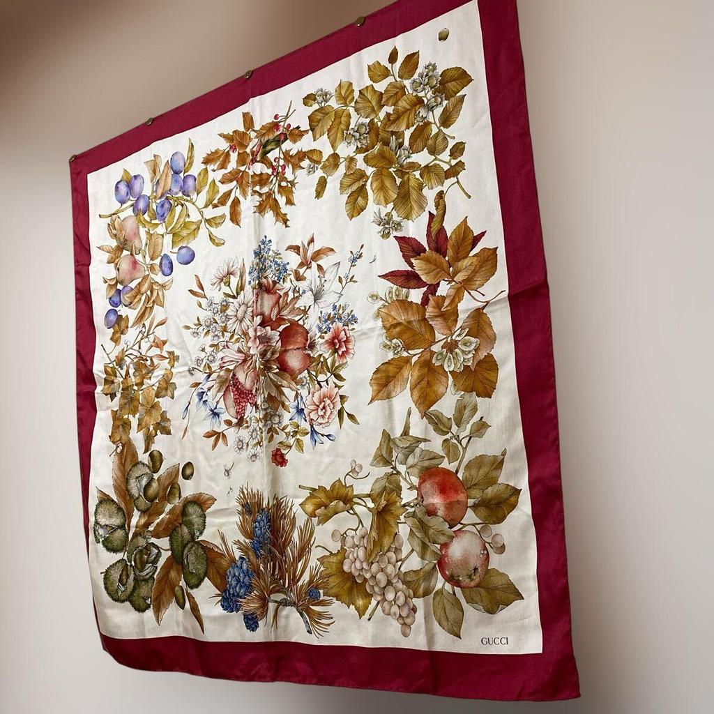 Used GUCCI Large Silk Scarf Botanical Print Autumn Old Gucci