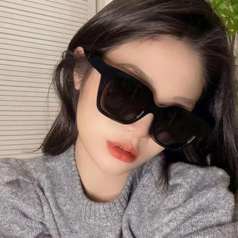 Avant-Garde Large-Frame Sunglasses Women'S Outdoor Travel Shading Sunglasses Men'S Uv-Proof Sunglasses