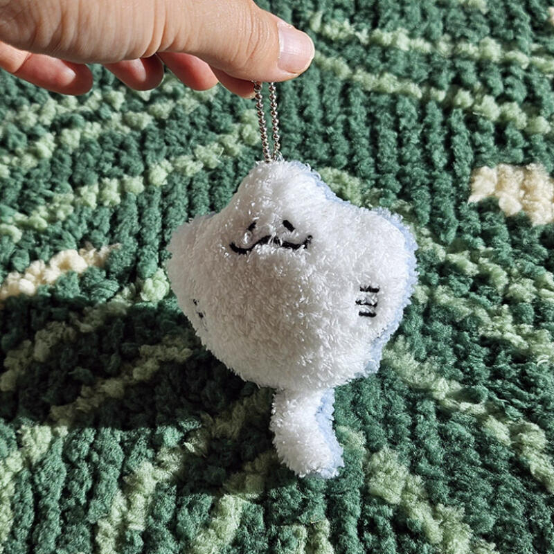 Passing gift chocolate cute gift Gaori keychain lucky keychain