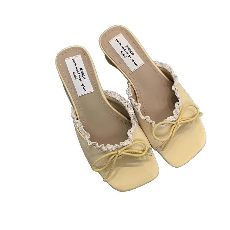 French bow square heel cool slippers women's outer wear 2025 summer new versatile temperament elegant thick heel one-word drag
