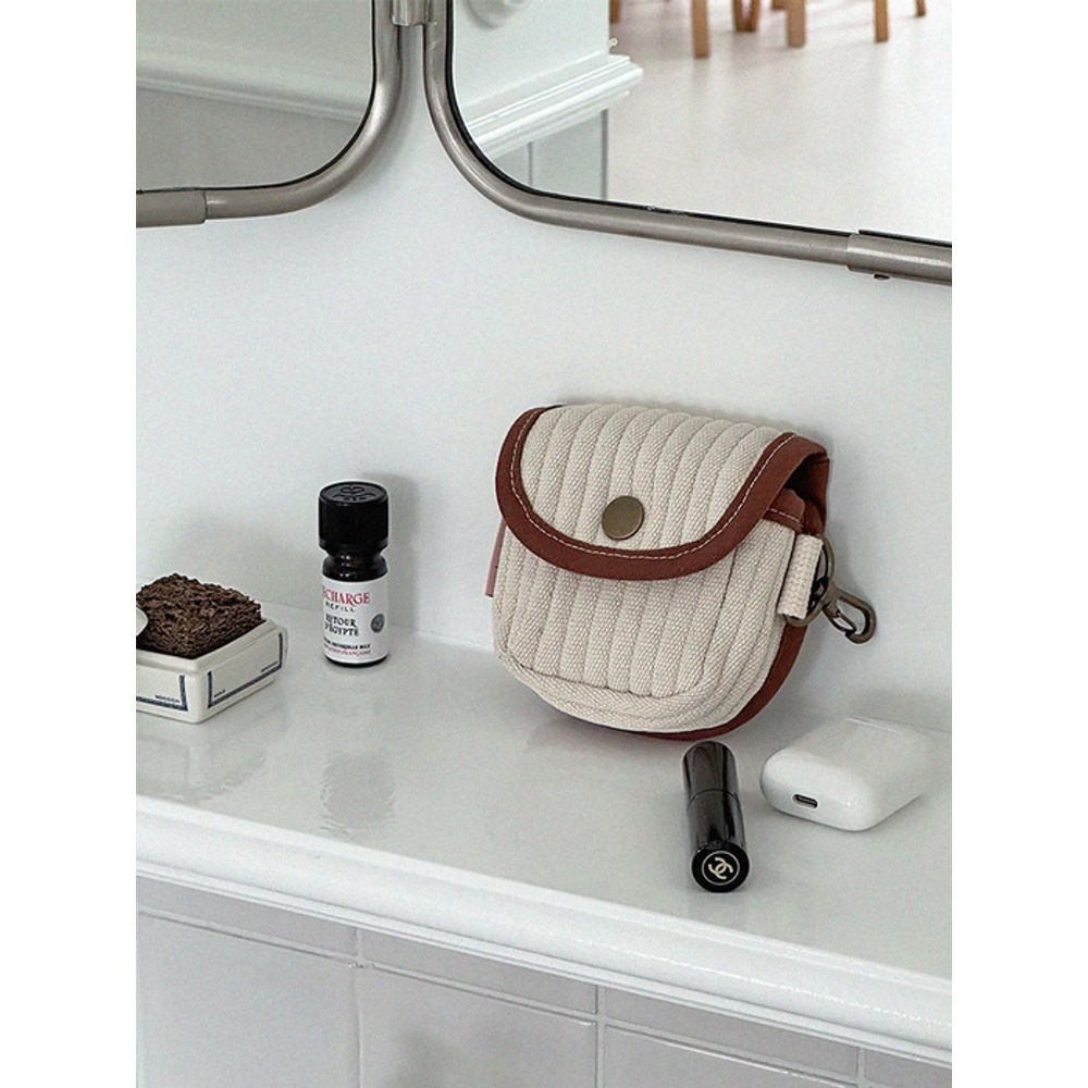 studio moncher, Micro pouch (Bread)