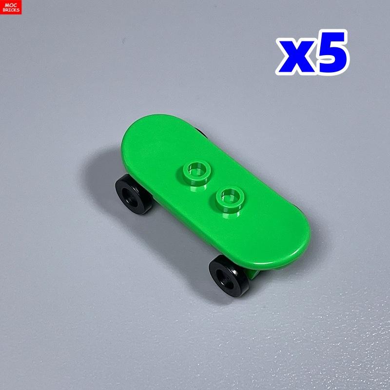 Non-Toxic 5Pcs/Lot Moc Bricks Player Skateboard With Trolley Wheel Holders Trolley Building Blocks Fit With 42511&2496 Toys Gifts