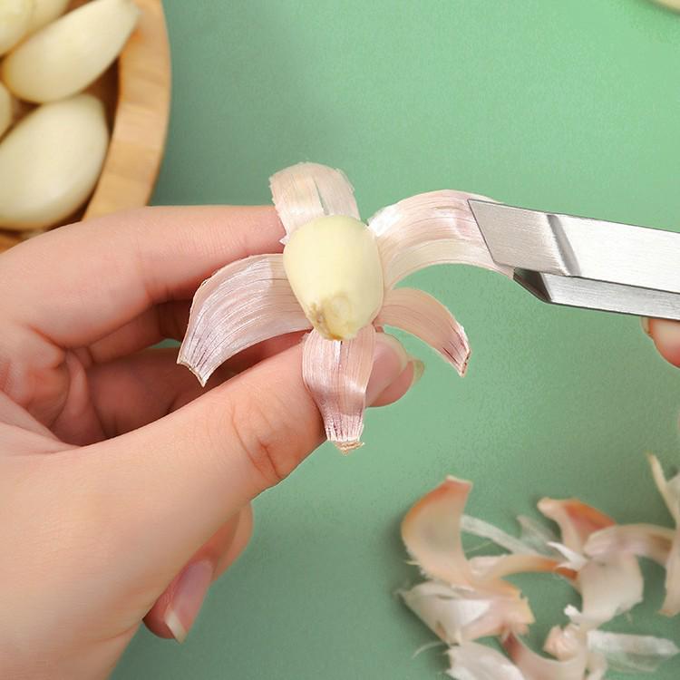 Stainless Steel Garlic Skin Peeler Clip for Quick Manual Peeling