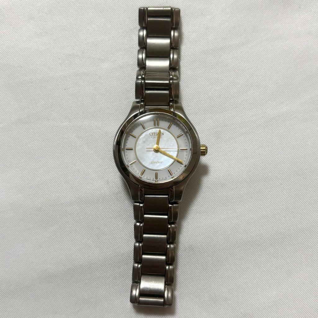 Used [Free Shipping] CITIZEN EXCEED Radio Wave Solar Watch, Shell x Silver, Minor Movement, Working Condition, Used Item