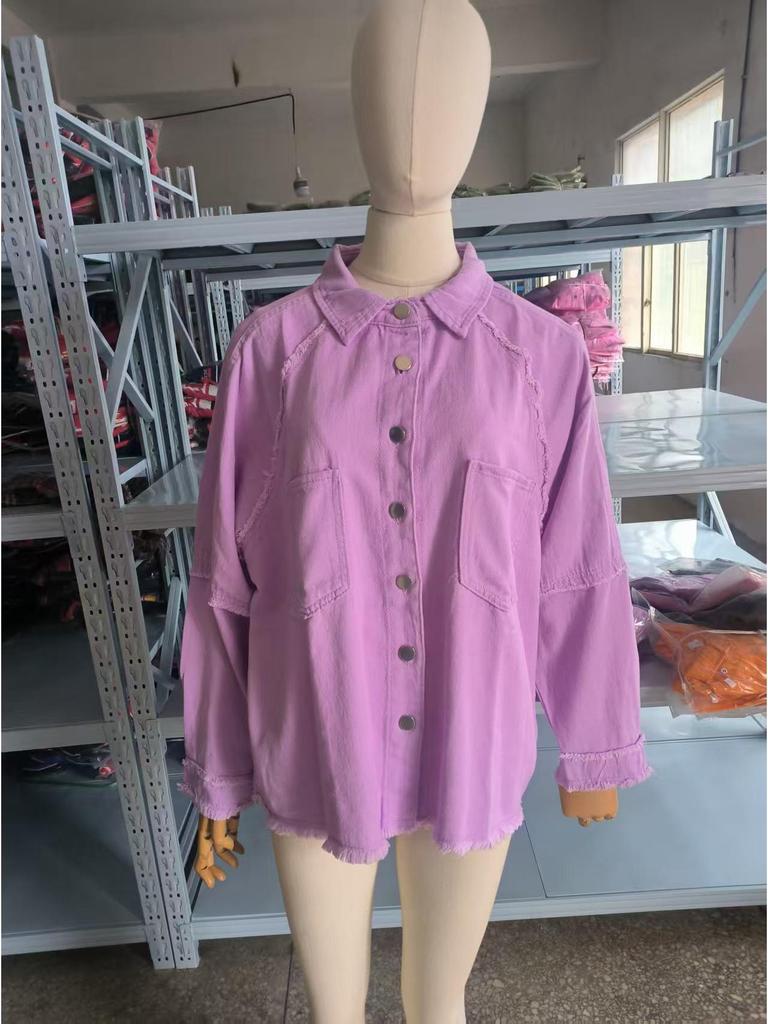 2025 Autumn Women's Long-Sleeve Washed Denim Jacket with Raw Edges