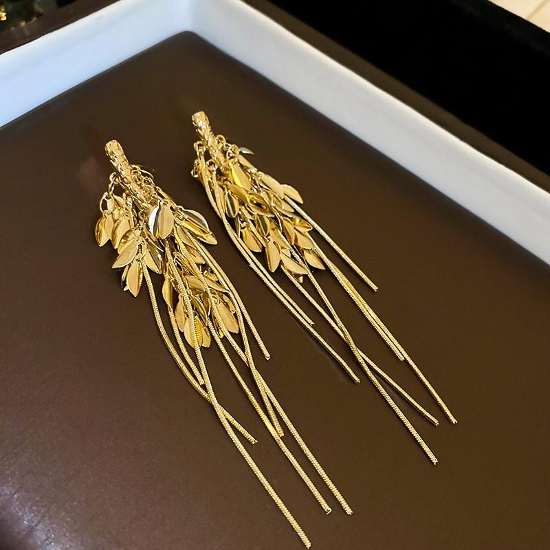 Silver Needle Metal Style Long Zircon Leaf Tassel Earrings Exquisite Fashion Earrings Cold Wind Light Luxury Temperament Earrings