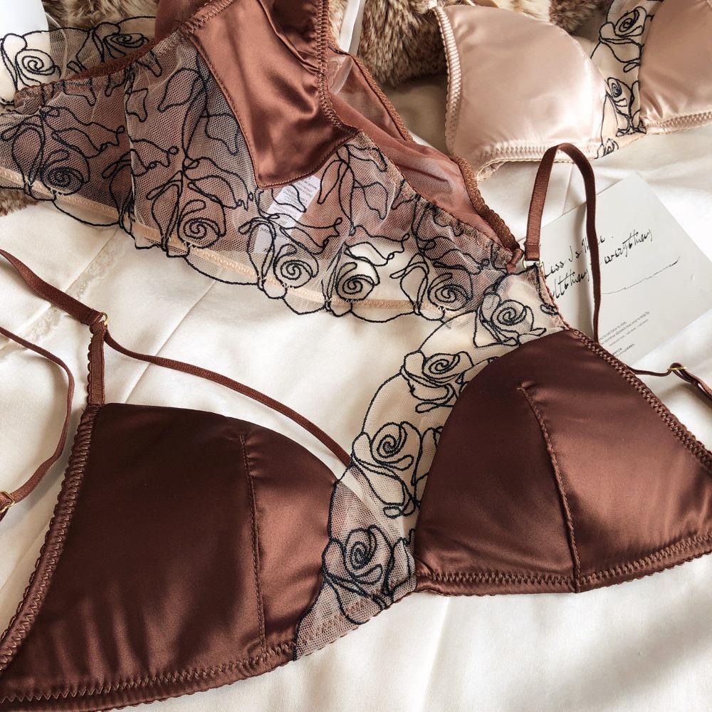 Summer Women Underwear Sexy Lace Embroidery Bra Set French Thin Cup Silken Wireless Bralette Ladies Lingerie Briefs With Thong