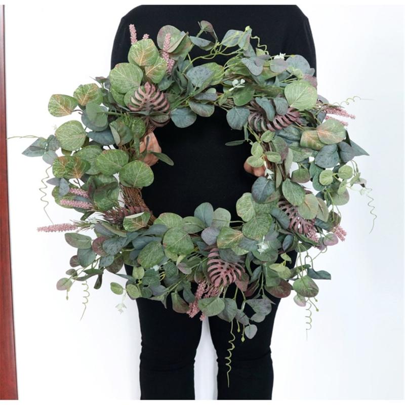 Delicate Faux Green Leaf Wreath Accessory Durable Wreath for Functional Use In Homes Garden and Wedding Decorations