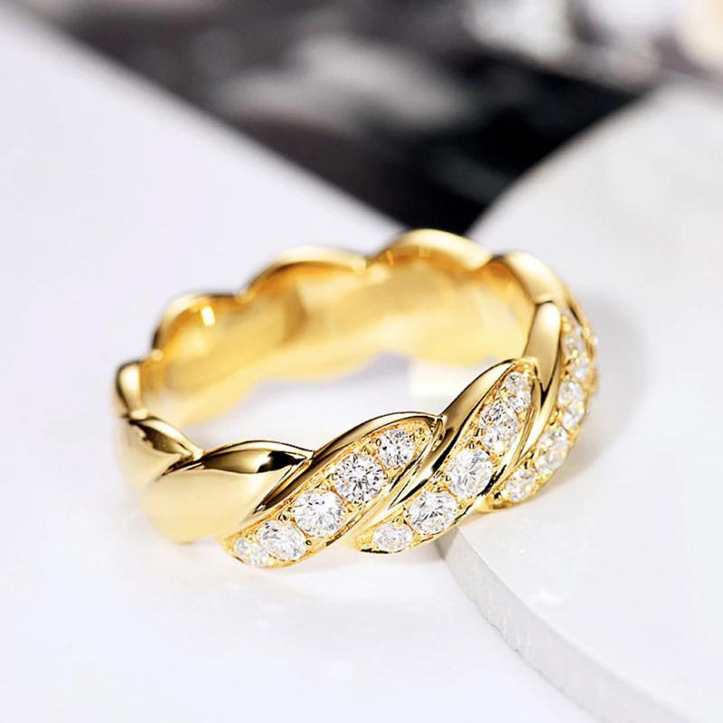 Huitan Newest Wedding Rings for Women Luxury Gold Color Crystal Cubic Zircon Proposal Engagement Rings Girlfriend Trendy Jewelry
