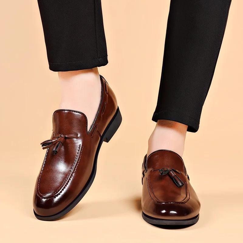 New Men's Fashion Leather Shoes Dress Style Men Business Loafers Casual Slip On Leather Flat Men Wedding Party Shoe