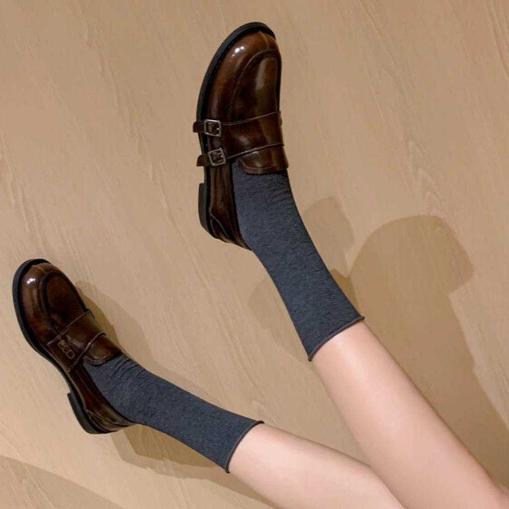 Retro polished brown round head small leather shoes British style one pedal thick heel loafers 2025 new women's single shoes autumn