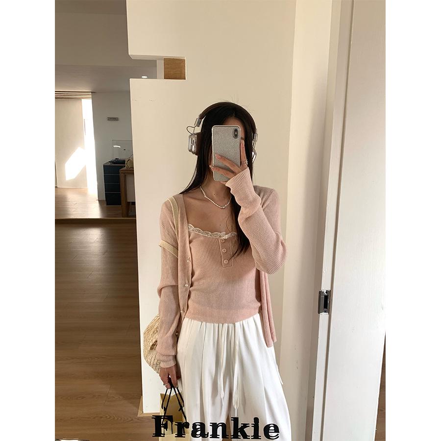 Damen Süßes Spitzen-Camisole & Strickwaren-Set – Huang Zheng 2025 Frühling Koreanischer Stil Zweiteiler (H1KA510076)