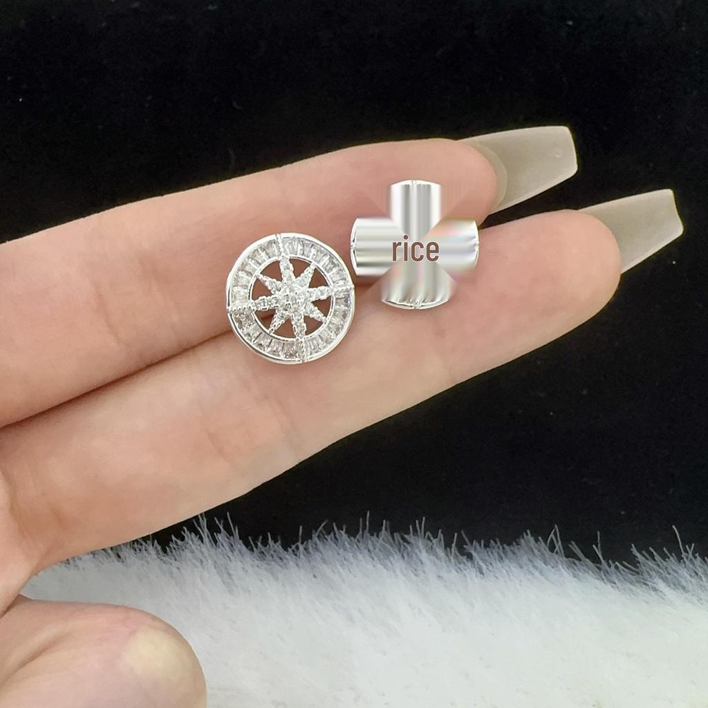 Exquisite Eight-Pointed Star Micro-Set Zircon Earrings: Women's Luxury Fashion with High-End Versatile Elegance.