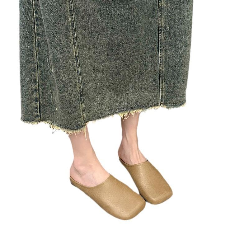 Fashion bag head half slippers women wear flat bottom summer and autumn soft leather non-slip square head one foot lazy shoes