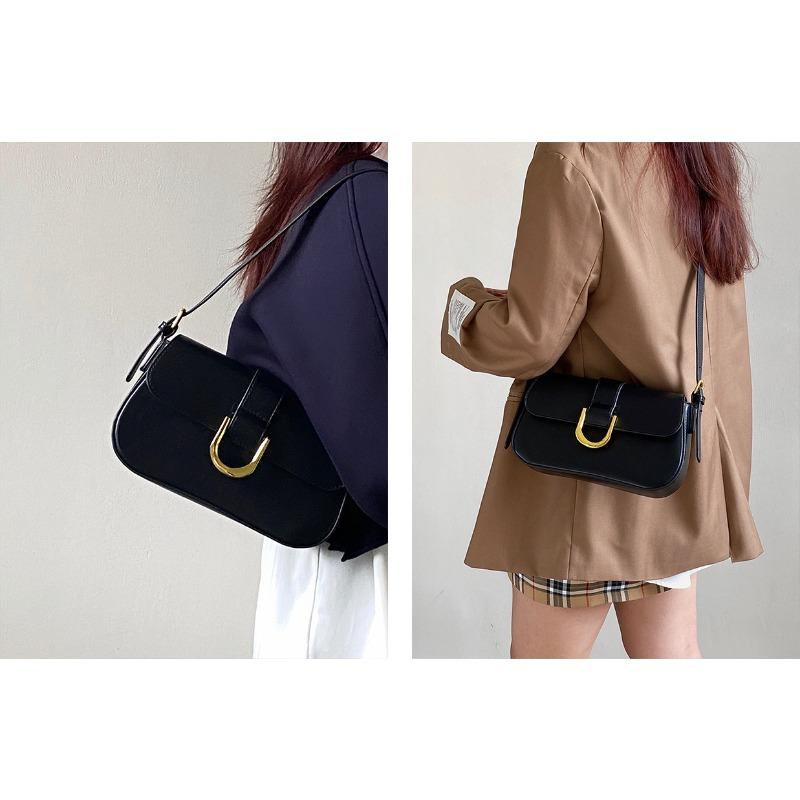 High-end Shoulder Bag for Women Korean Version Retro Burgundy Horseshoe Buckle Hand Armpit Bag Single Shoulder Crossbody Bag for Women