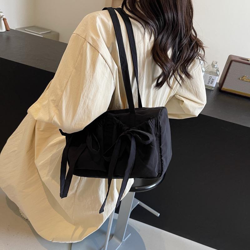 Bow fresh oblique span bag manufacturer niche Korean version bag ballet girl style pleated shoulder underarm bag