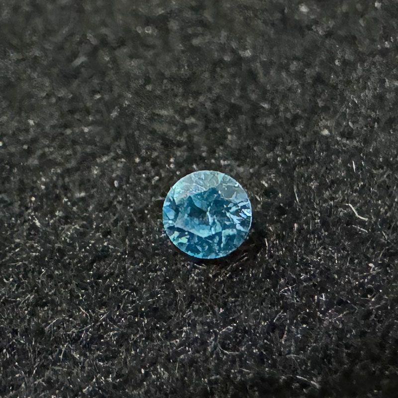 

Лабрет Титановый сплав Перфорированный Нишевый стиль Панк Украшение Флэш Внутренняя Спиральная Серьга-пусет для кости уха Край Красивые Серьги Мини [Jewelry head] 2mm light aquamarine 0.9 mouth