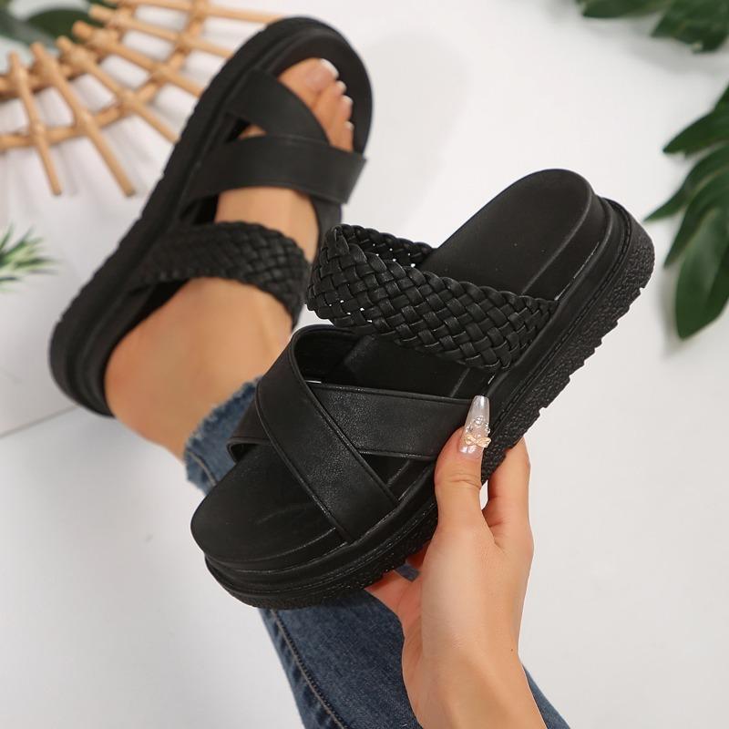 Women’s Wide-Fit Flat Platform Slide Sandals with Cross Woven Strap Casual Comfortable Design