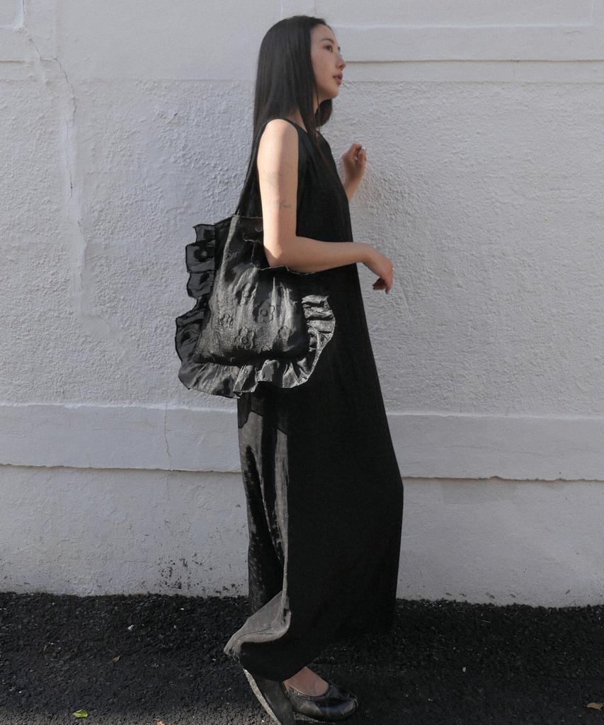Voor Frill Blossom Shoulder Bag_Black