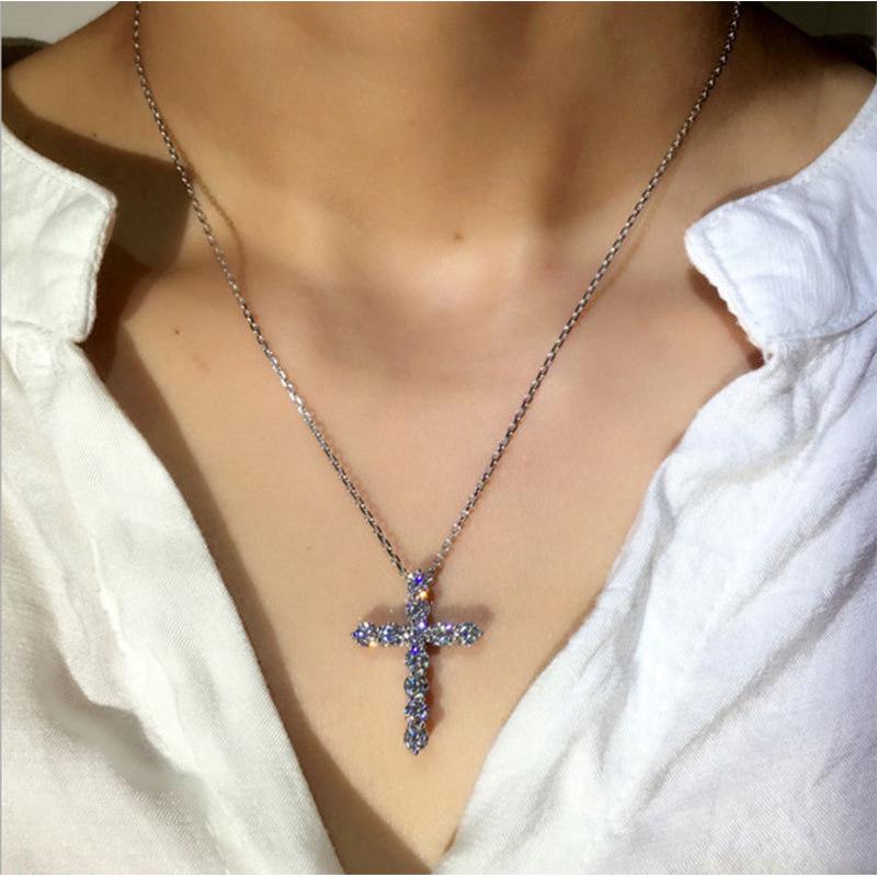 Europäische & Amerikanische Damen Kreuz Halskette mit AAA Zirkon Anhänger, 18K Gold Plated Schlüsselbein Kette