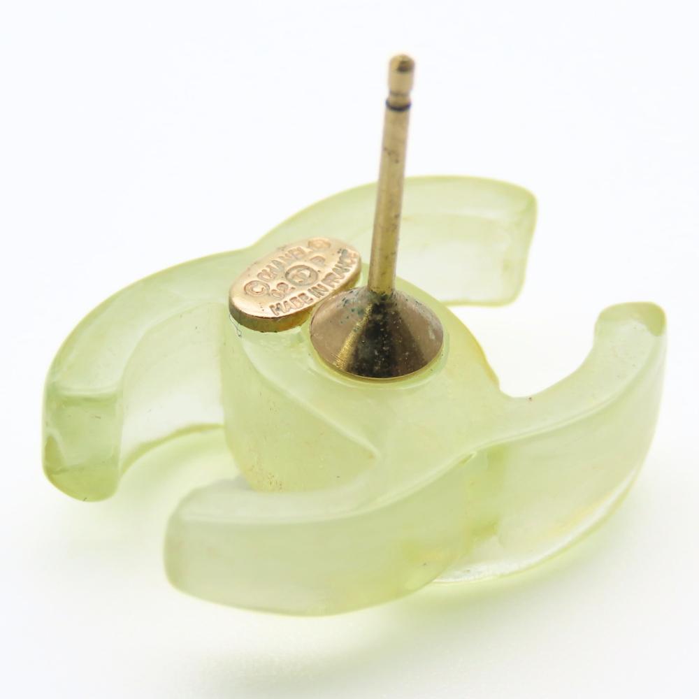 Used CHANEL Pierce COCO Mark plastic 2.1g Green system 02P