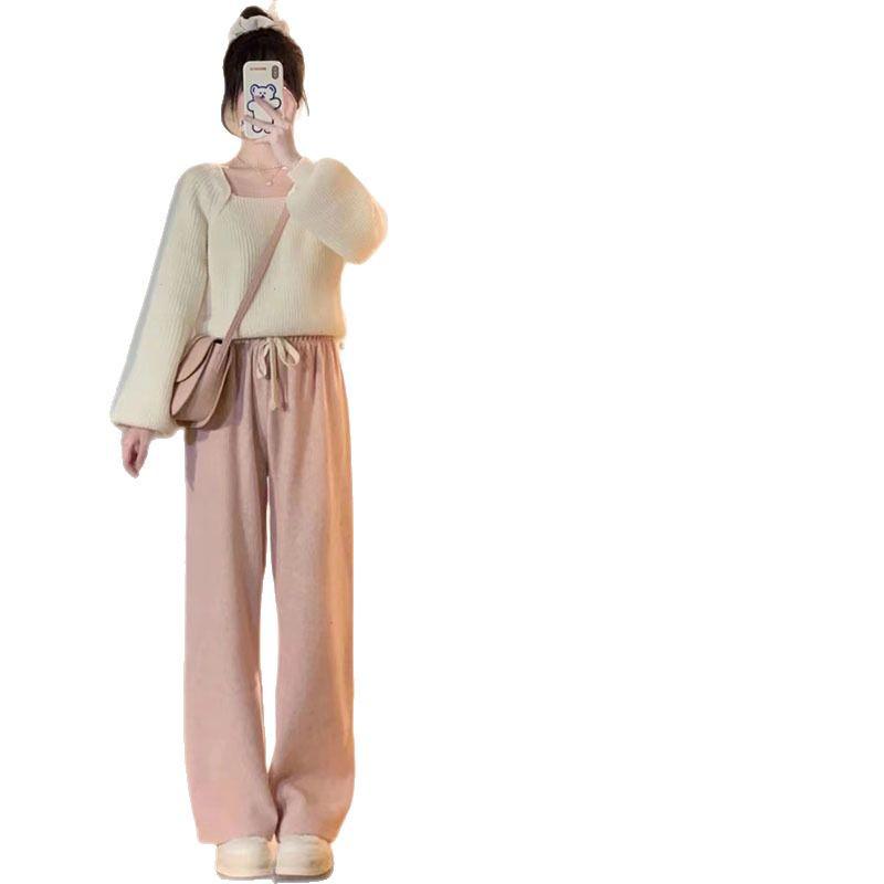 Women's Black Corduroy Fleece-Lined Wide-Leg Pants - High-Waisted, Loose Fit, Autumn/Winter 2025 Collection.