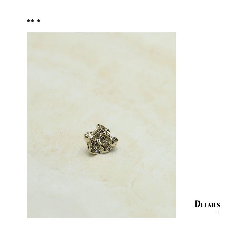 YESY Arts Pitted Alloy Shirt & Knitwear Decorative Buttons