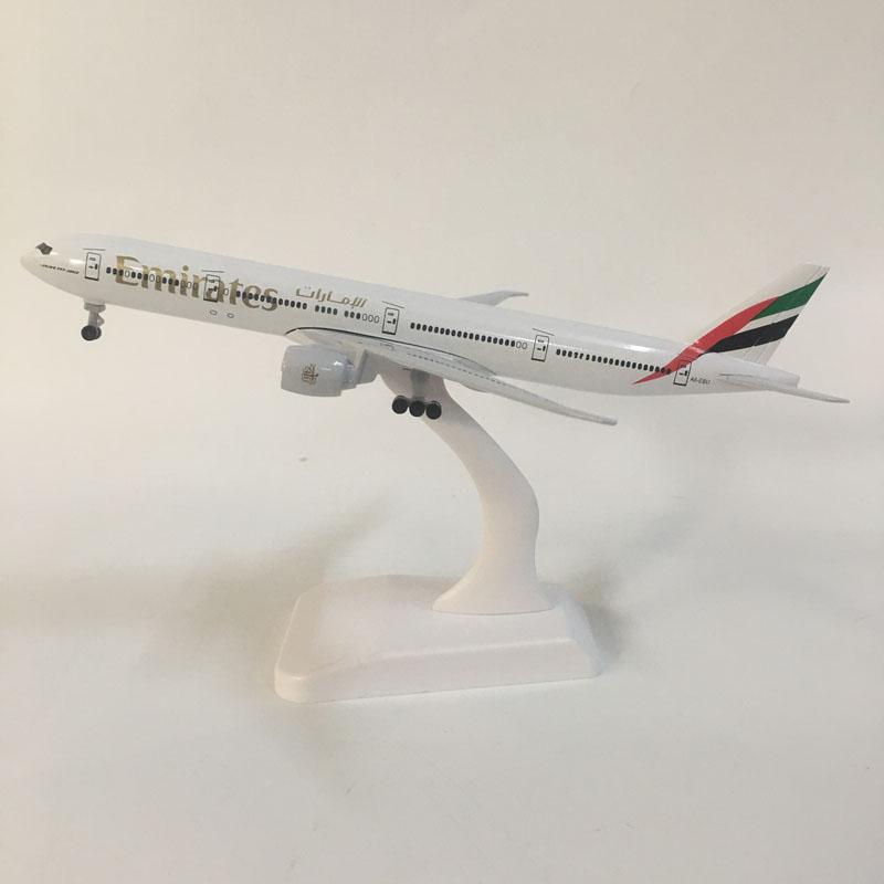 20CM United Arab Emirates Airline B777 Aircraft Model Planel Airplane Diecast Metal Planes Collect Gifts