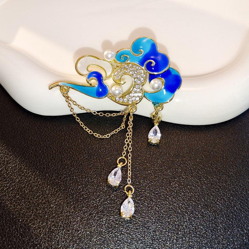 Luxury Korean Bow Brooch – Elegant and Versatile Pin for Suits and Attire